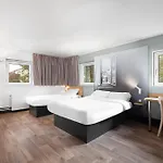 Centre Monplaisir 2*
