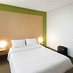 Centre Monplaisir 2*