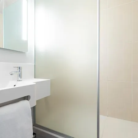 Centre Monplaisir 2* 리옹