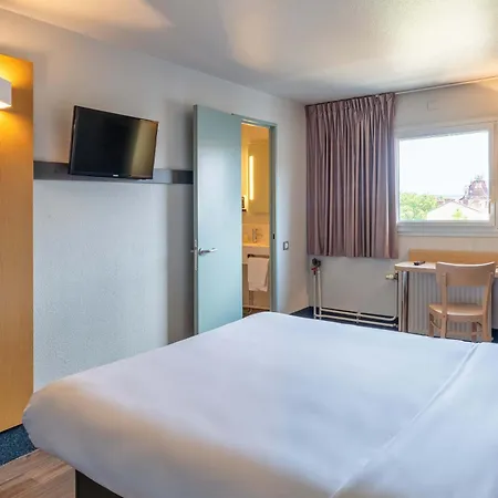 Hotel Centre Monplaisir 2*