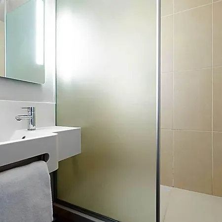 Centre Monplaisir Hotel 2*