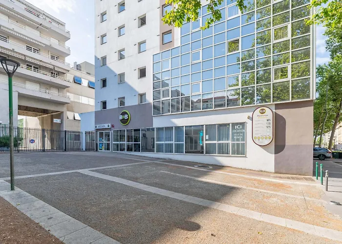 Centre Monplaisir 2* Lione