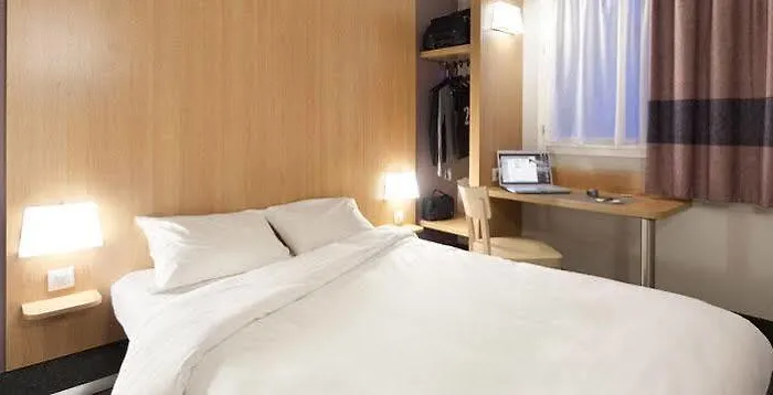 Centre Monplaisir Hotel 2*