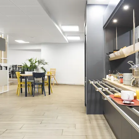 Centre Monplaisir 2* Λυών