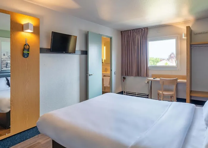 Hotel Centre Monplaisir 2*